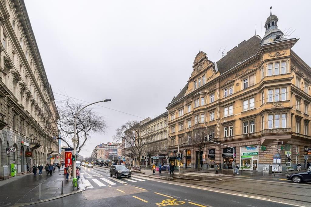 Andrassy Grandeur With Indoor Parking Apartment Будапеща Екстериор снимка