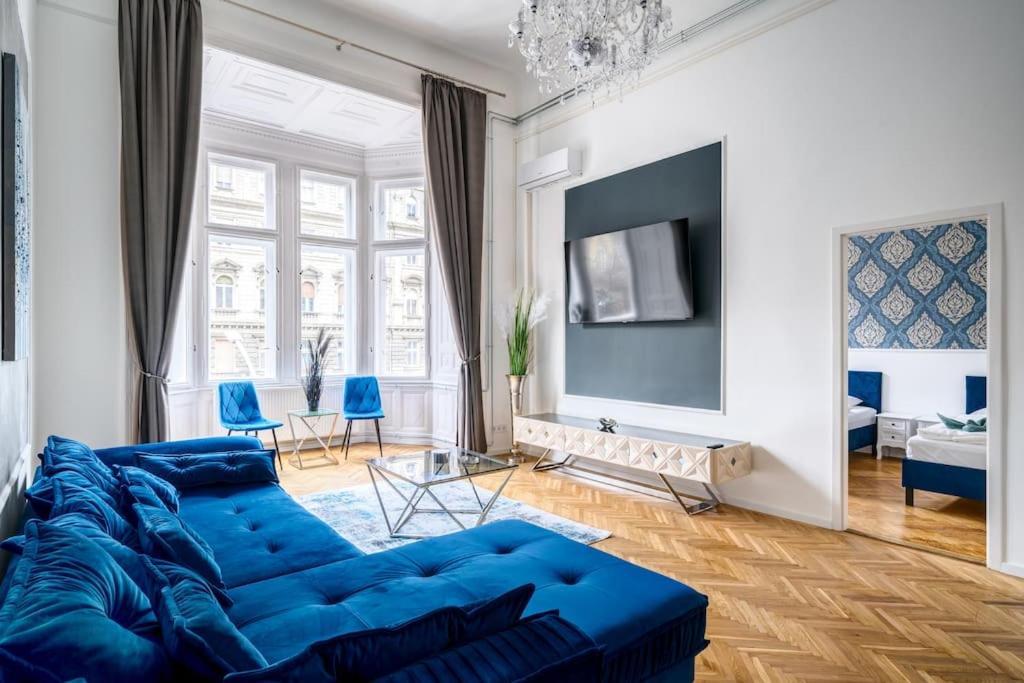 Andrassy Grandeur With Indoor Parking Apartment Будапеща Екстериор снимка