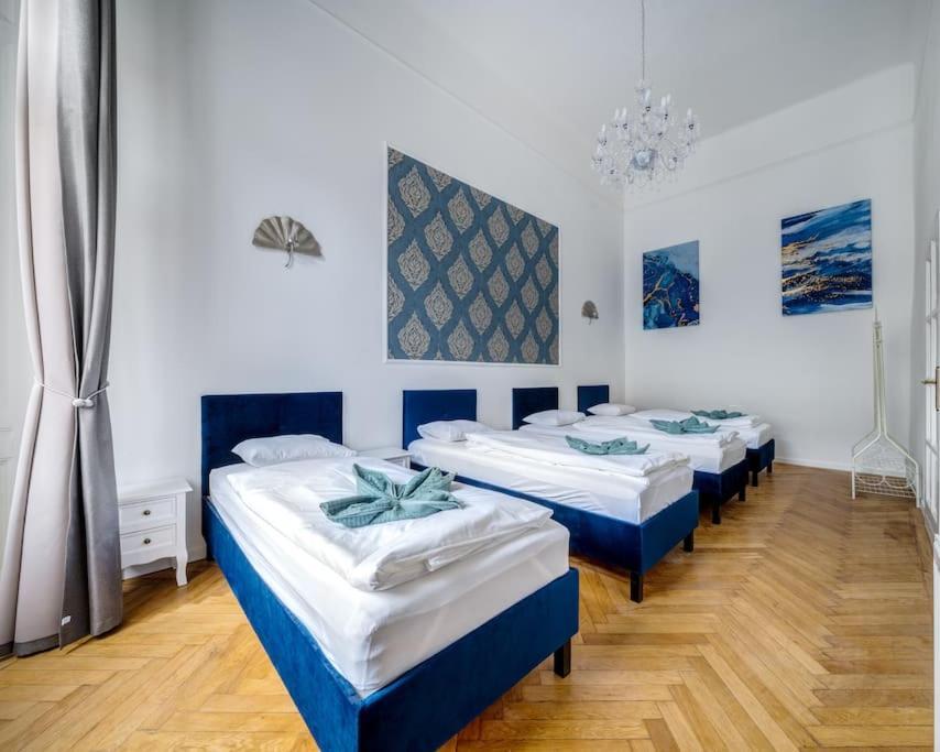 Andrassy Grandeur With Indoor Parking Apartment Будапеща Екстериор снимка
